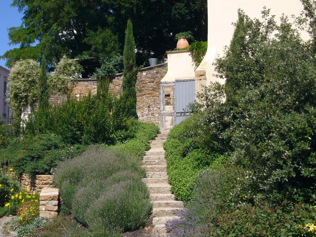 Le Jardin De Beauvoir Lyon Bagian luar foto